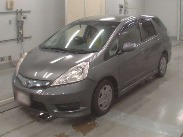 1057 Honda Fit shuttle GP2 2012 г. (CAA Tokyo)